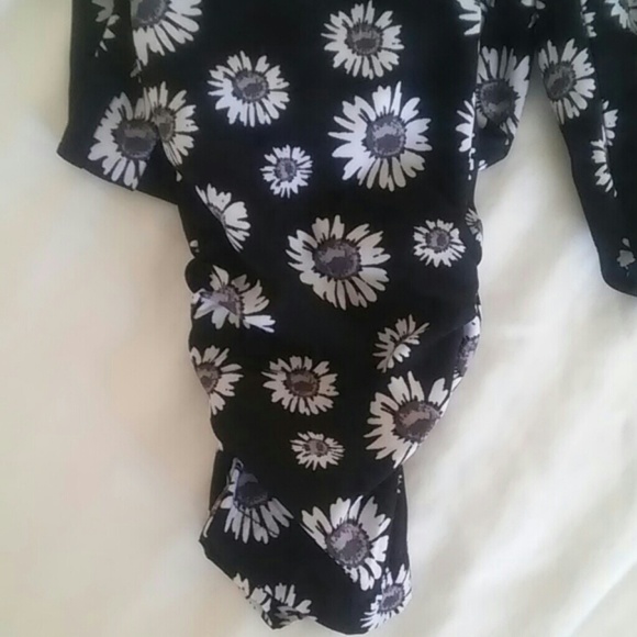 Capri pants - Picture 3 of 5